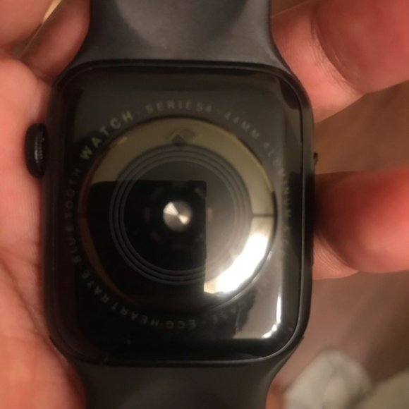 Apple Watch series 4 main image 6